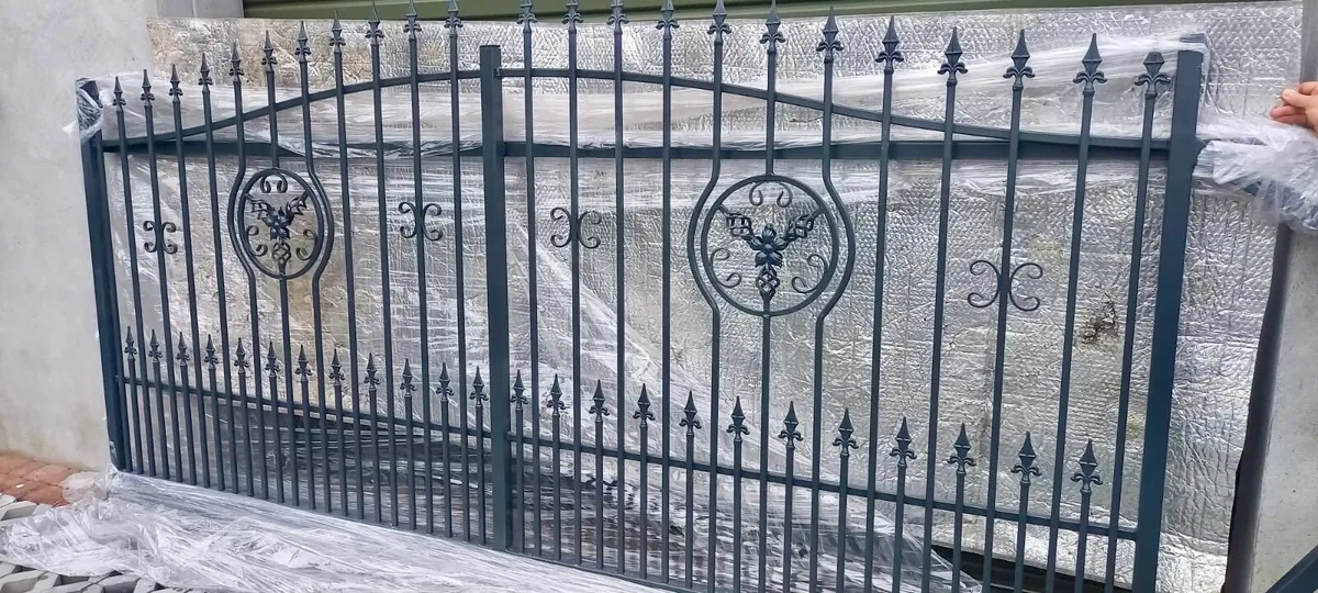 Electric Sliding Gates (L/R) (motor not included) - Image 3