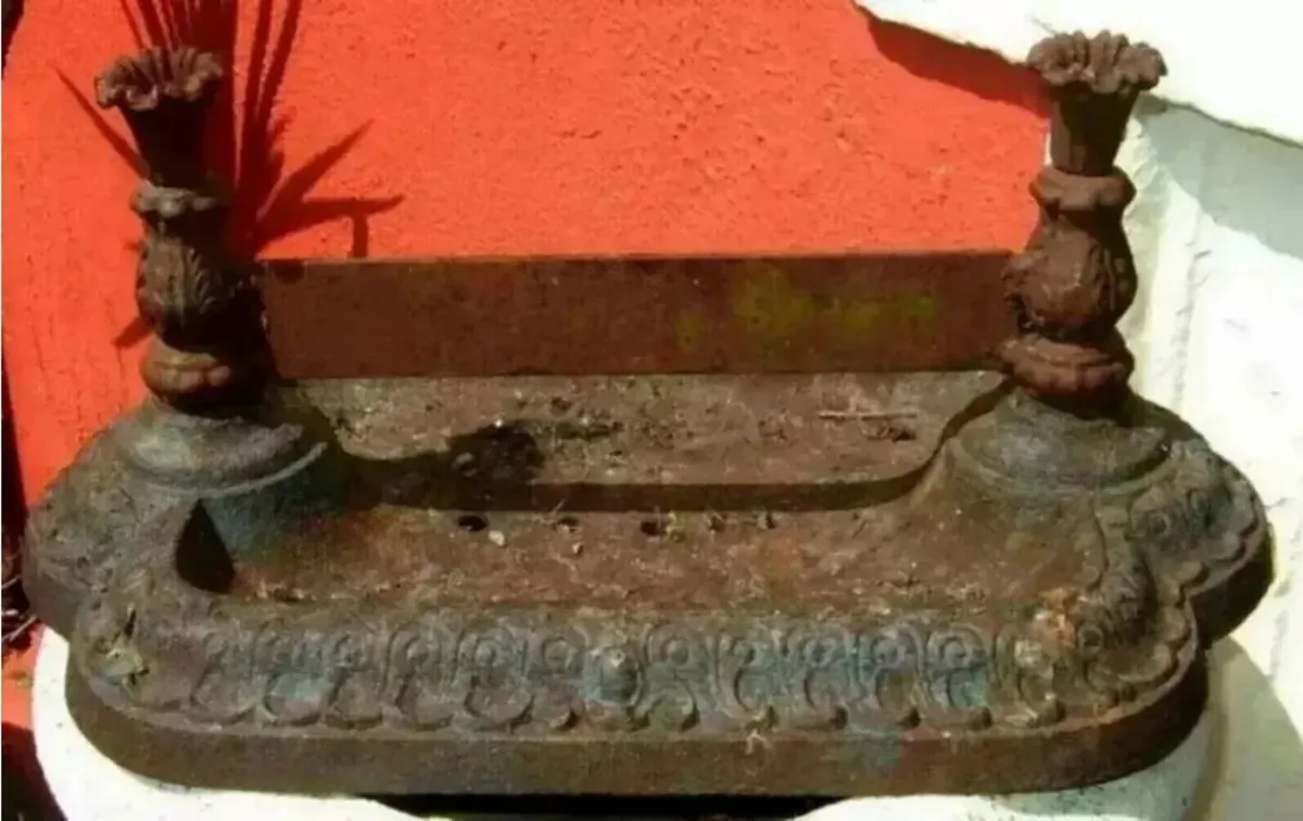 Vintage Cast Iron Boot Scraper - Image 1