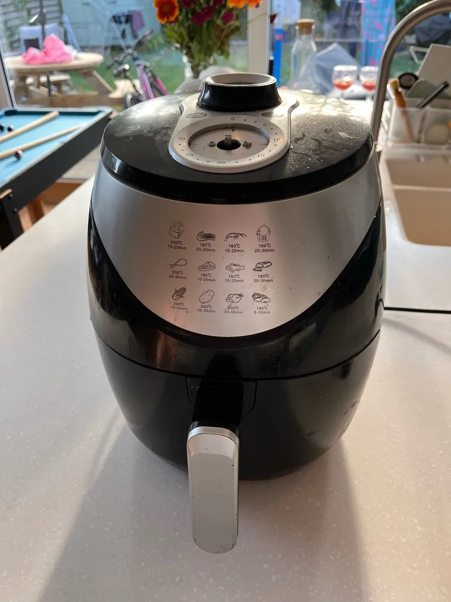 Air fryer - Image 1