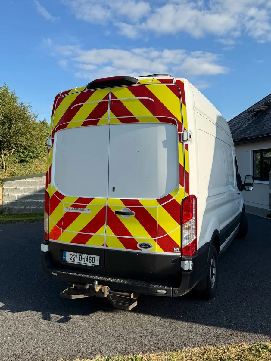 221 Ford Transit - Image 4