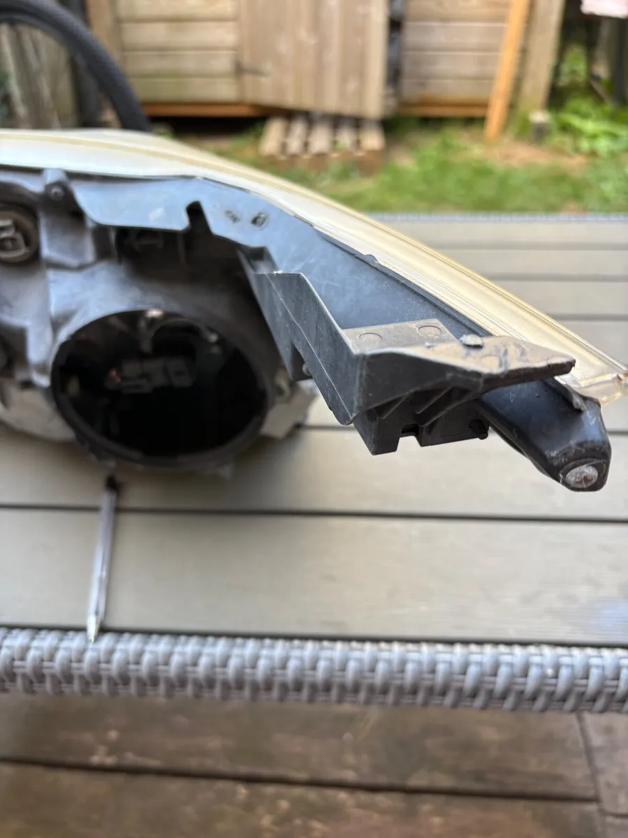 Car parts - Image 2