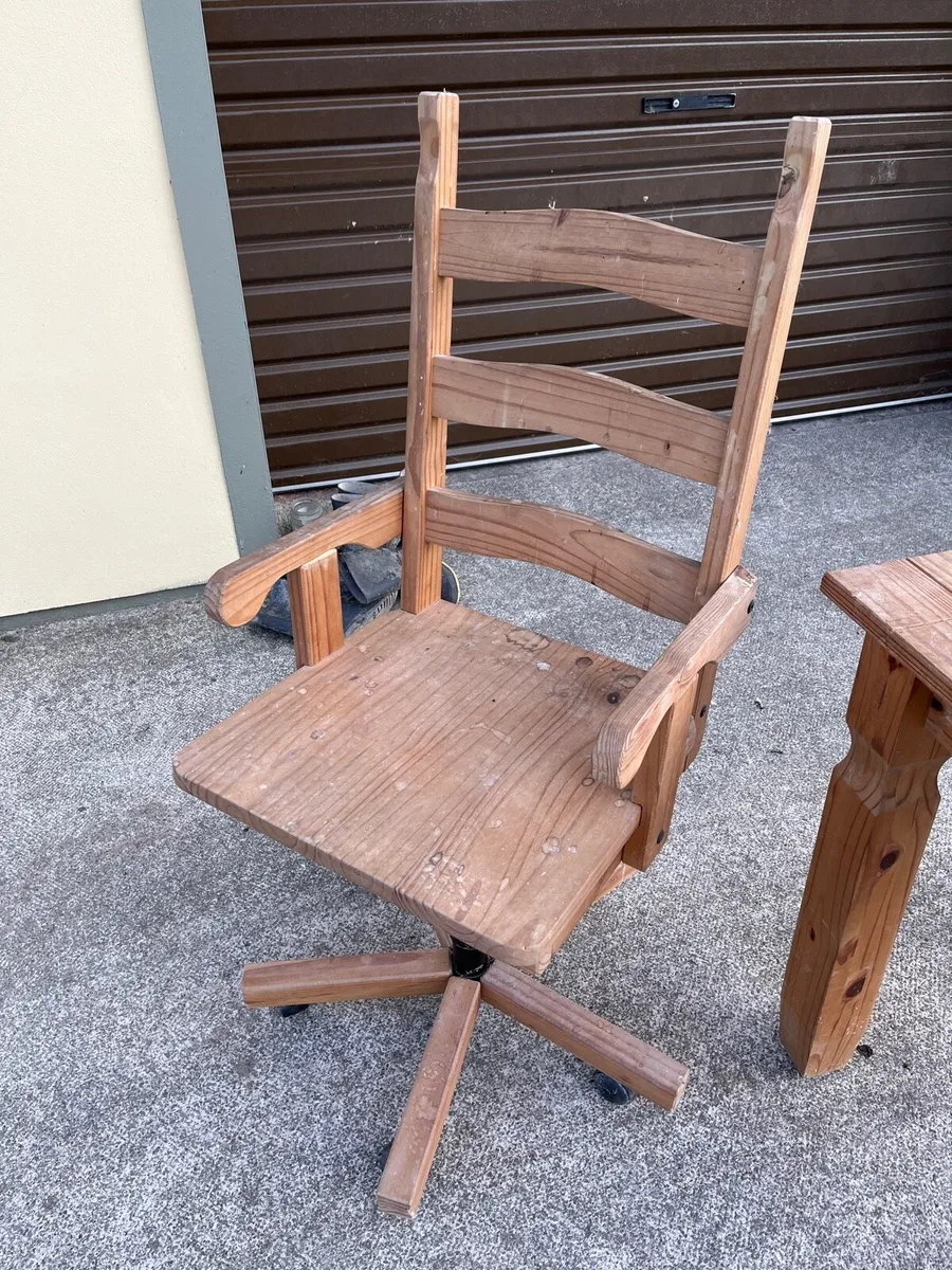 Student/Office Table and Chair - Image 3