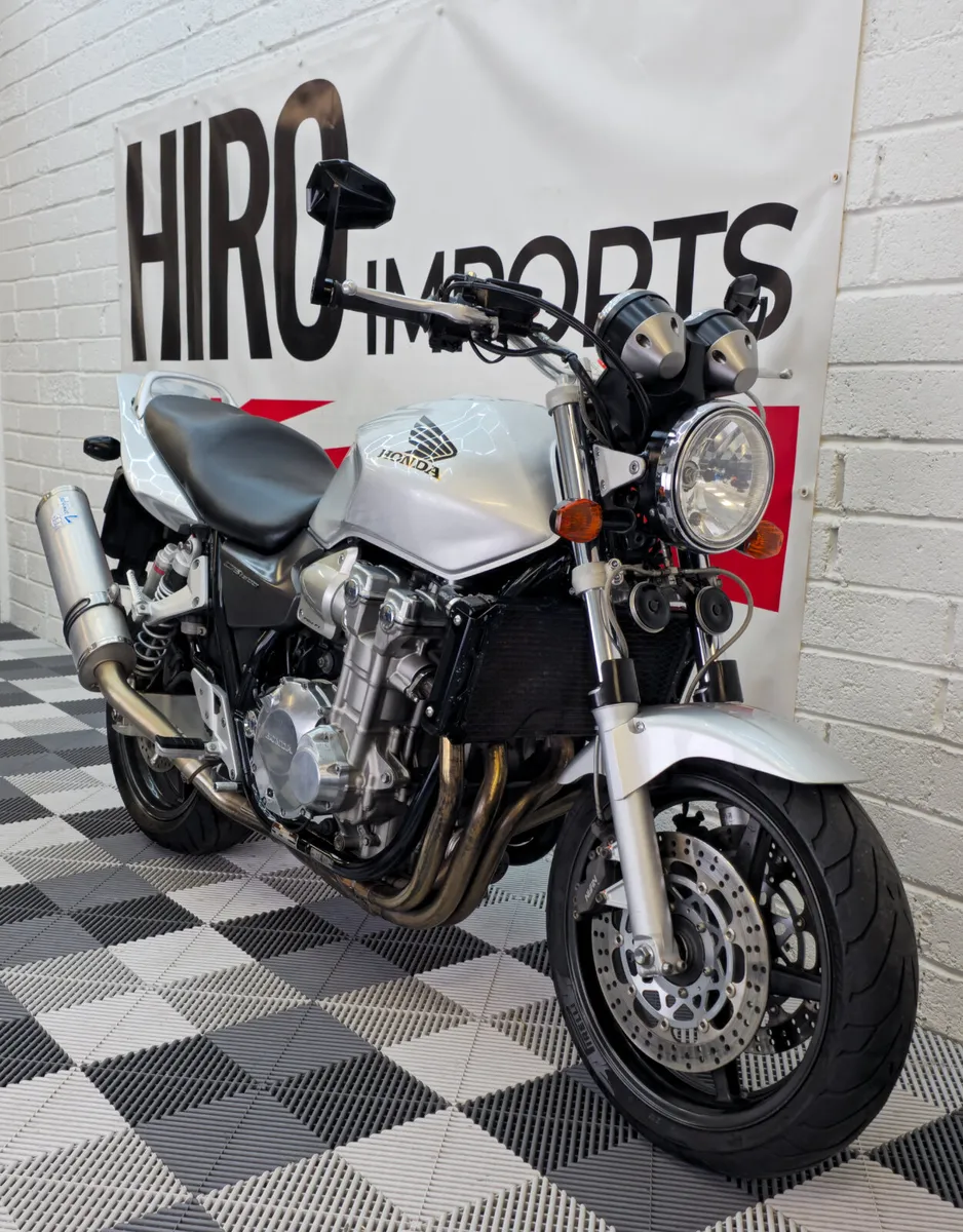 2005 Honda CB 1300 - Image 2