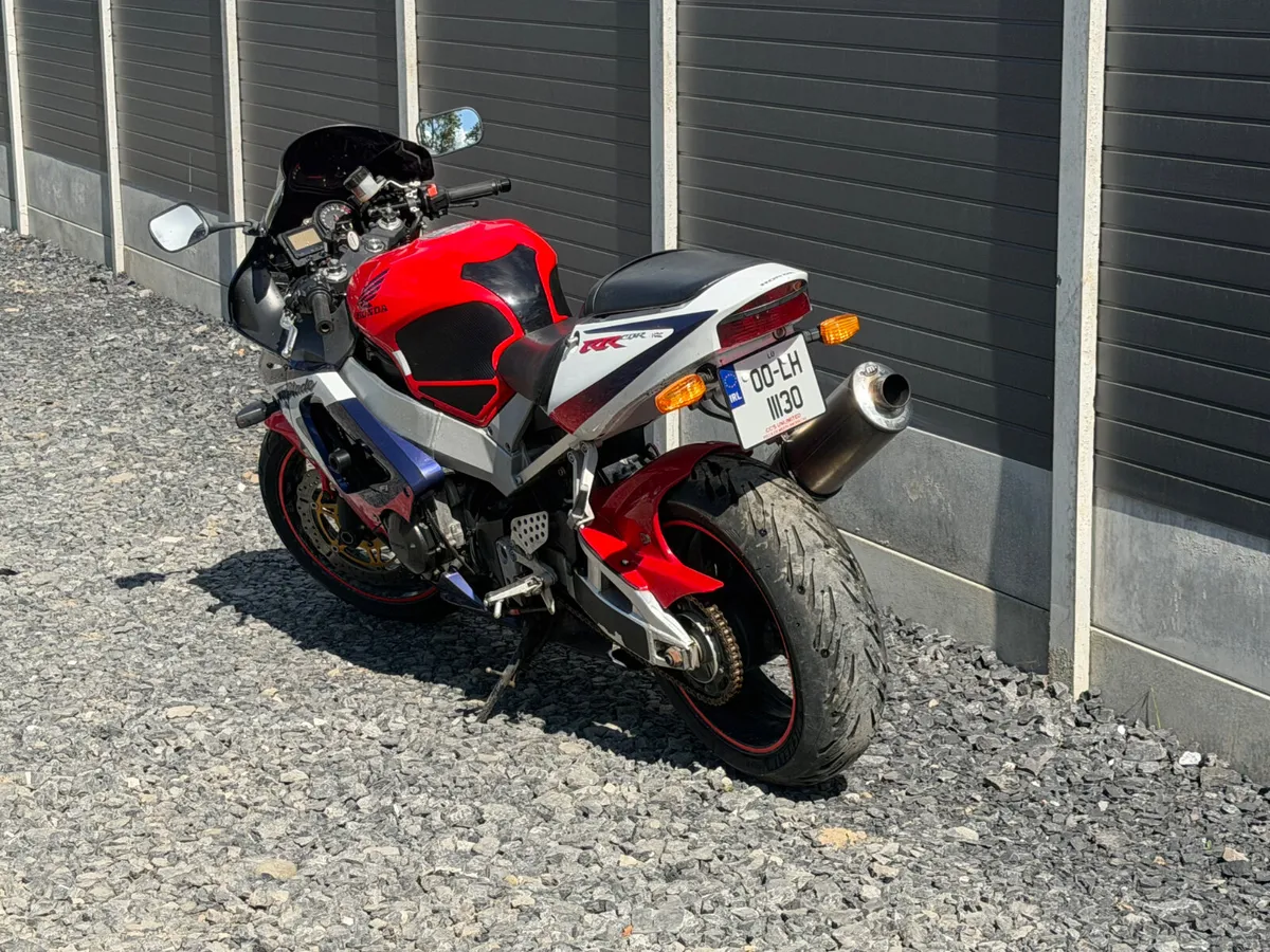 2 x Honda CBR 929 2000 / 2001✅TAX 01/27 ✅ 03/27 - Image 3