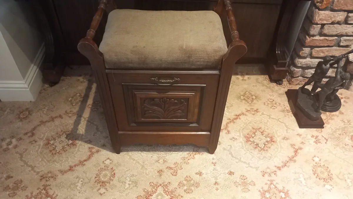 Upright Piano - Image 3
