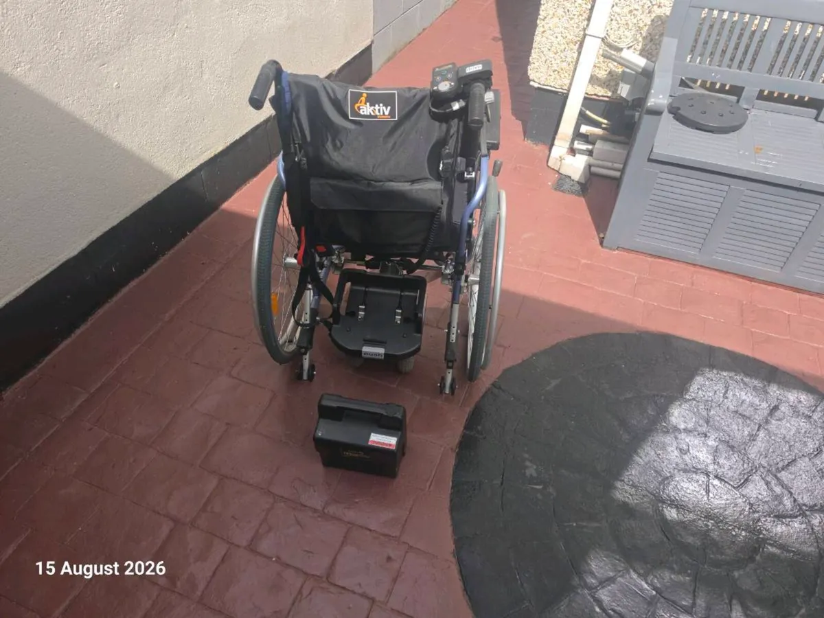 Wheelchair - Image 4