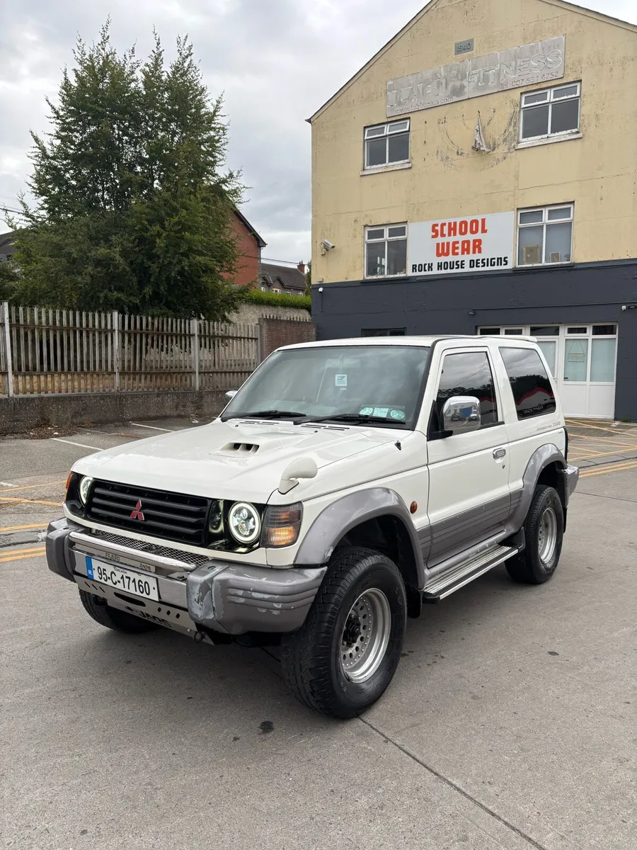 1995 mk2 Mitsubishi pajero 2.8 - Image 1