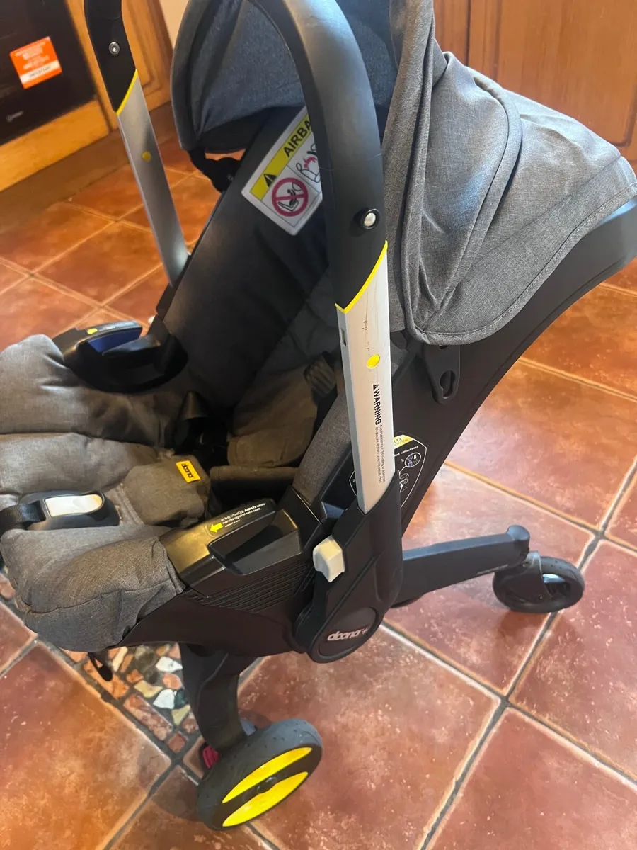 Doona max Stroller x Car seat - Image 1