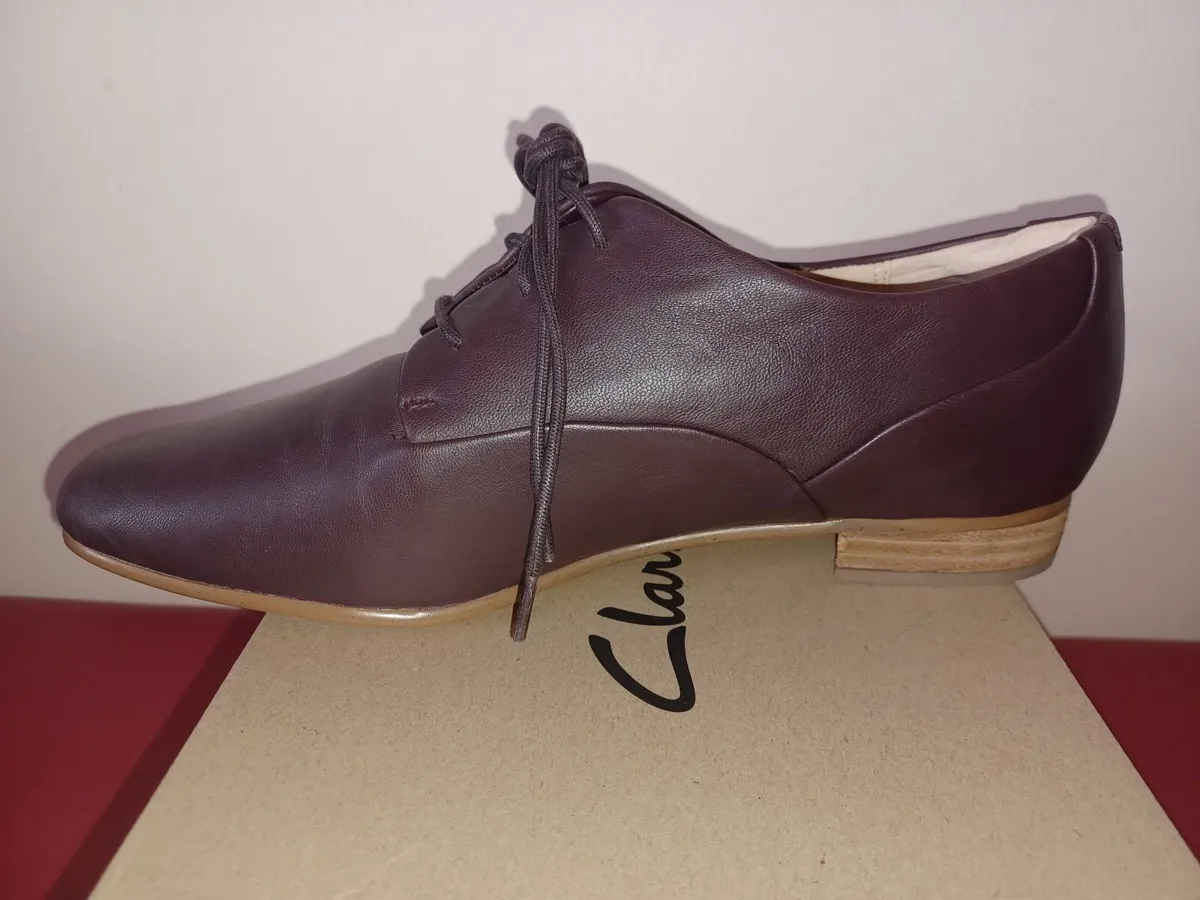 Clarks shoes for women. - Image 4