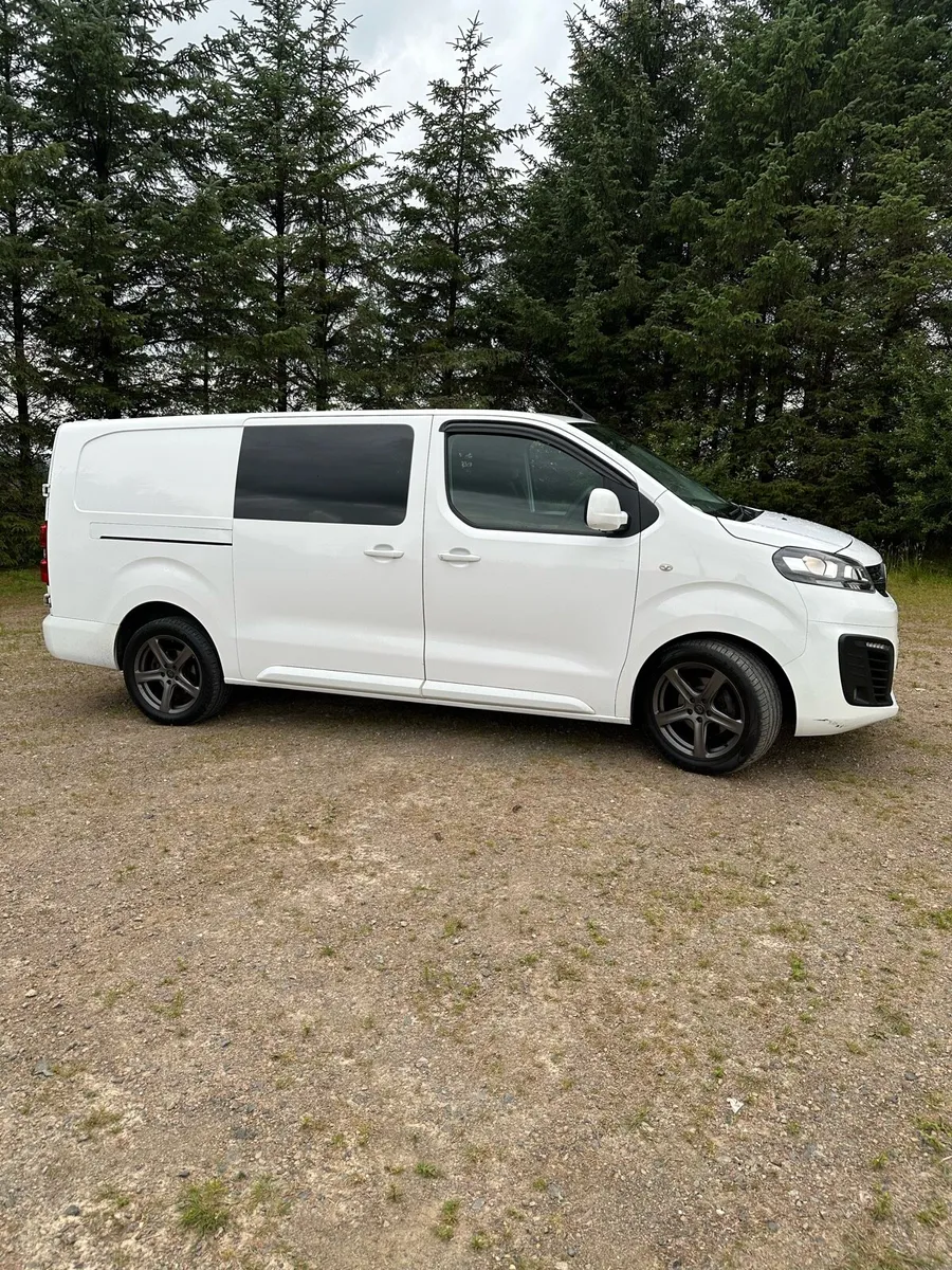 Vauxhall Vivaro - Image 3