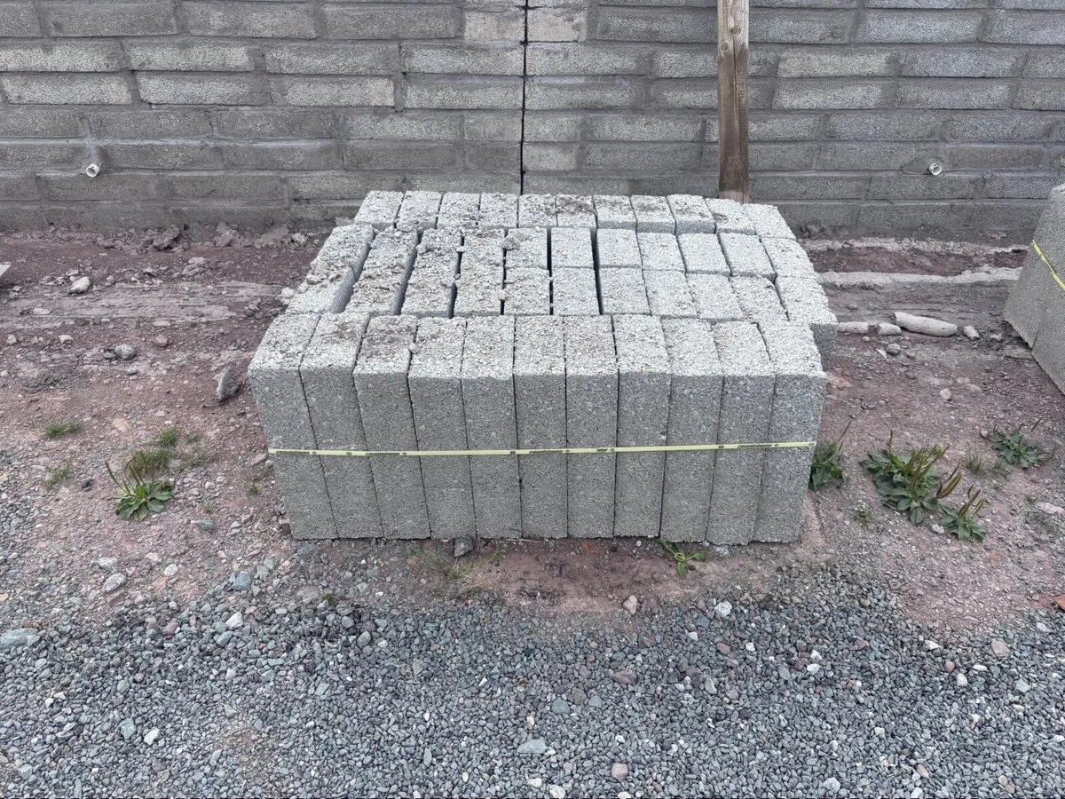 Concrete blocks - Image 2