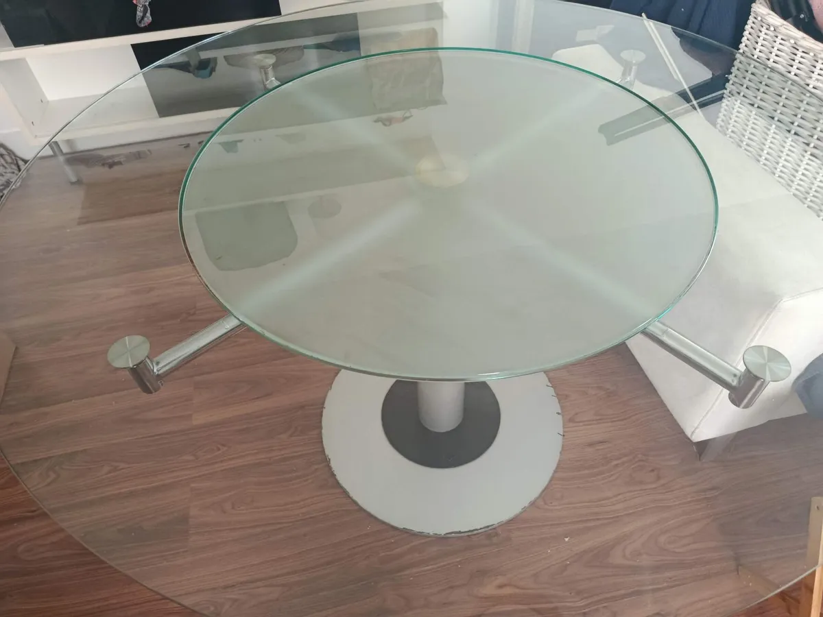 Glass table and single bed - Image 2