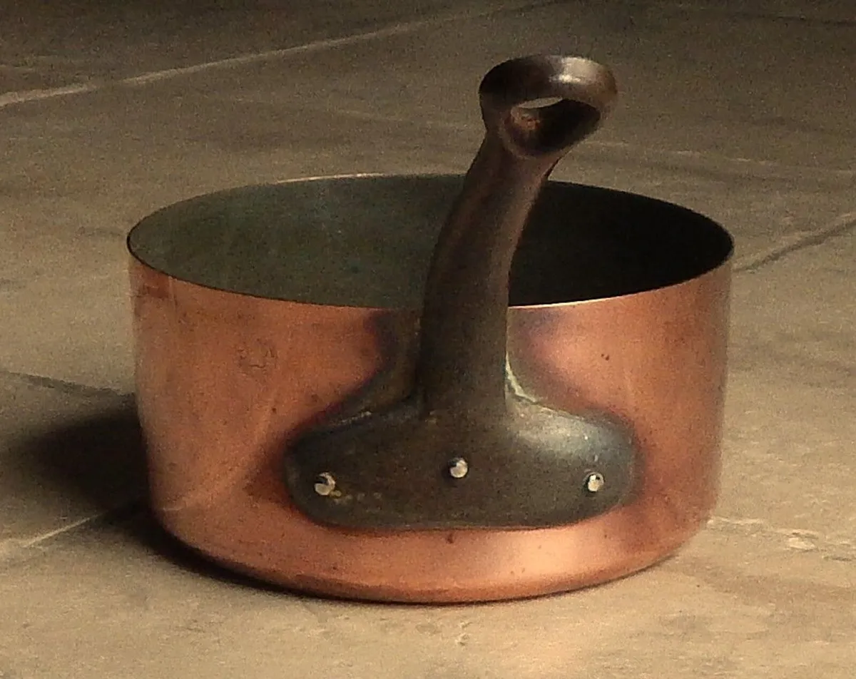 Vintage French Copper Saucepan - Image 2