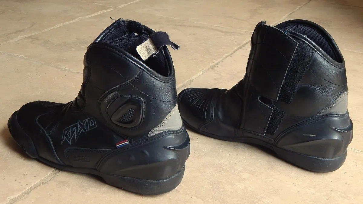 Pair of Gents Black Leather RAXID Motorcycle Boots - Image 4
