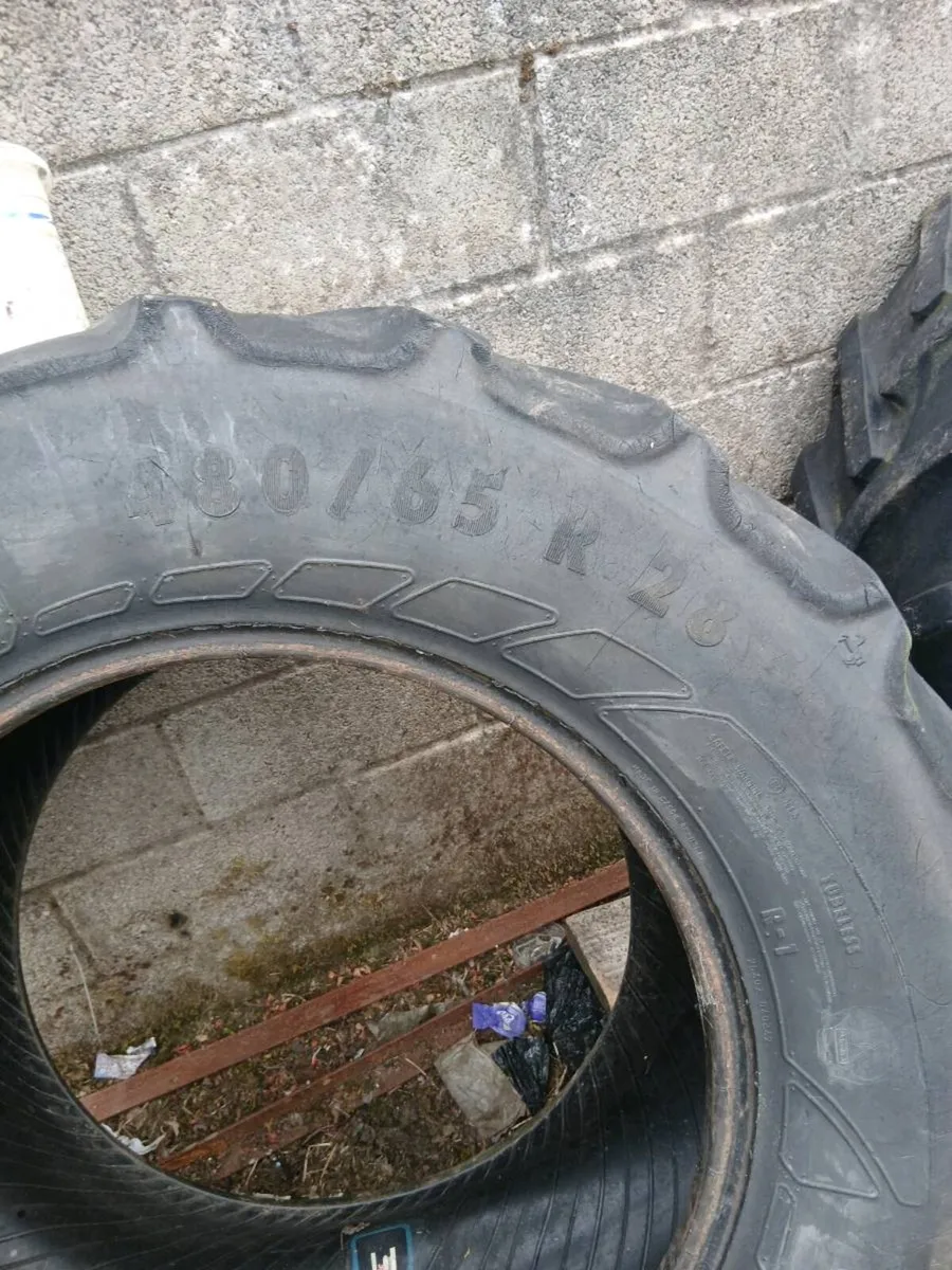 Tyres - Image 2