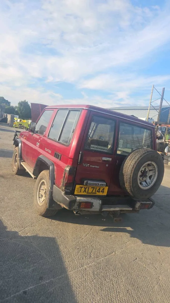 1991 toyota landcruiser - Image 3