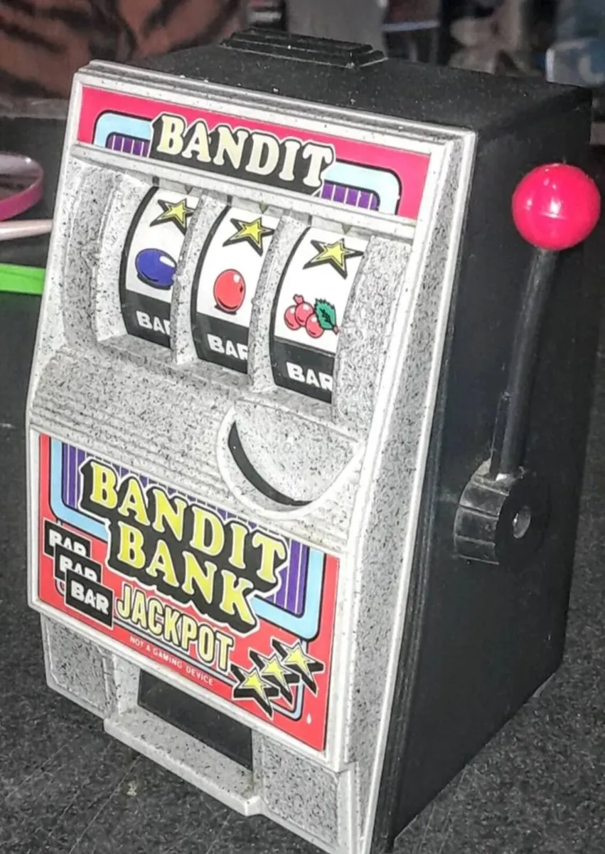 Mini slot machine mechanical