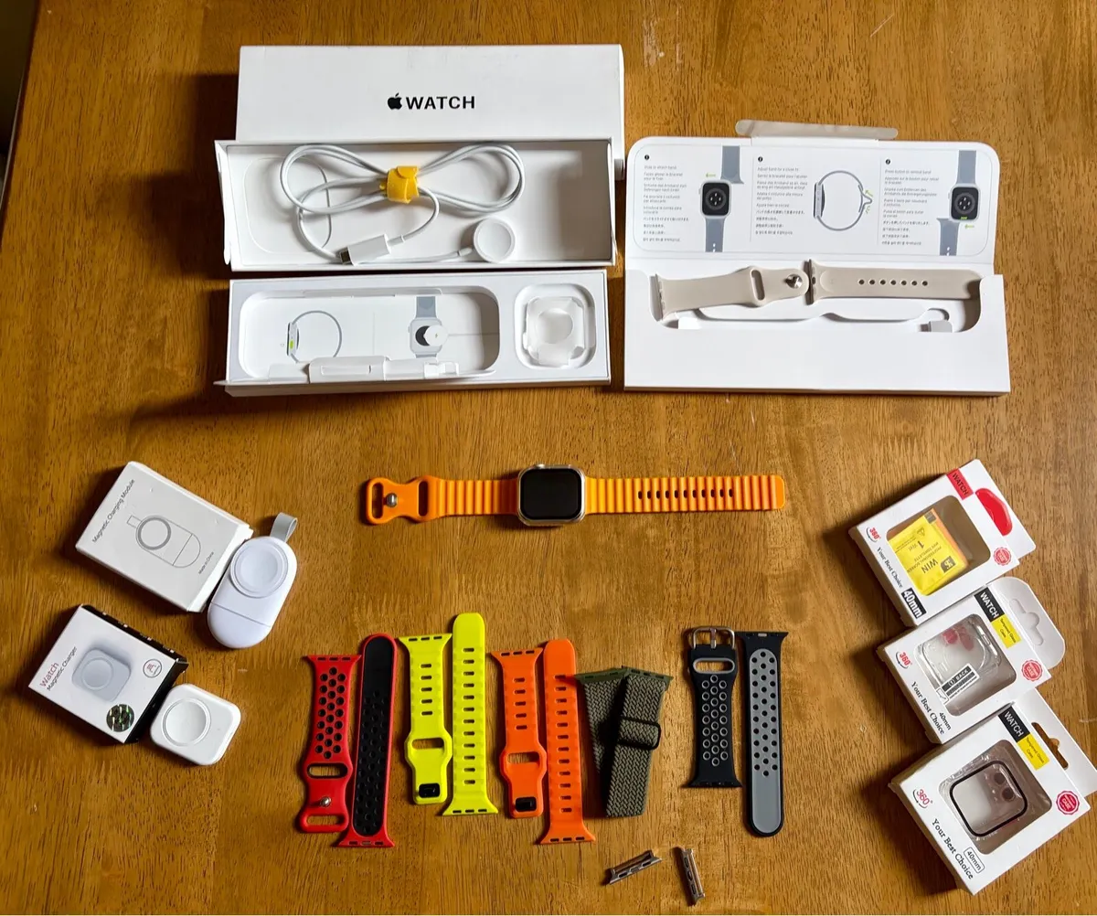 Apple Watch SE 2nd Gen 40mm Starlight Aluminium - Image 1