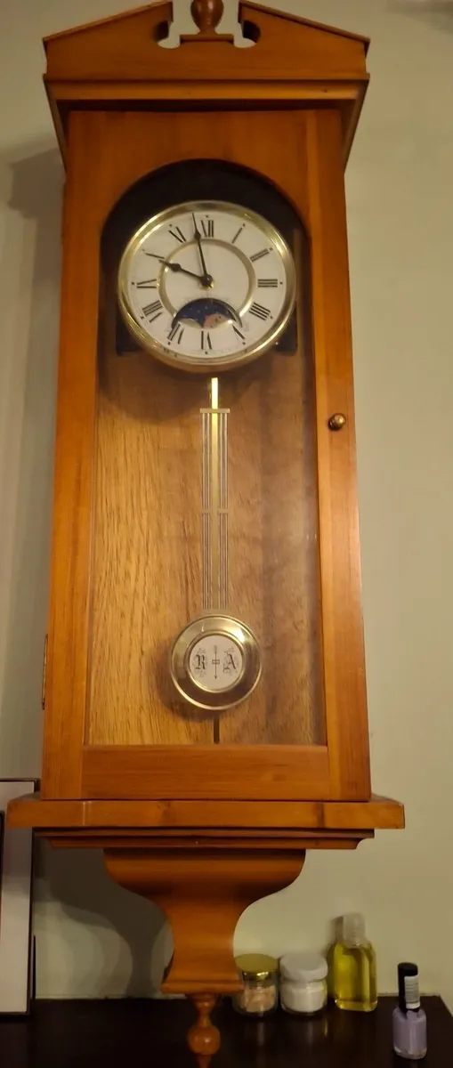 Grandfather Clock €75 as it has damaged perspex. - Image 4