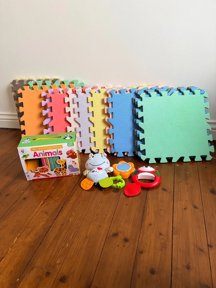 Baby foam tiles and toys - Image 1