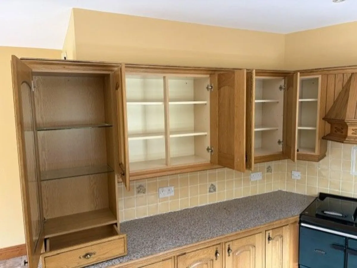 Solid Oak Kitchen for Sale without applicances - Image 4