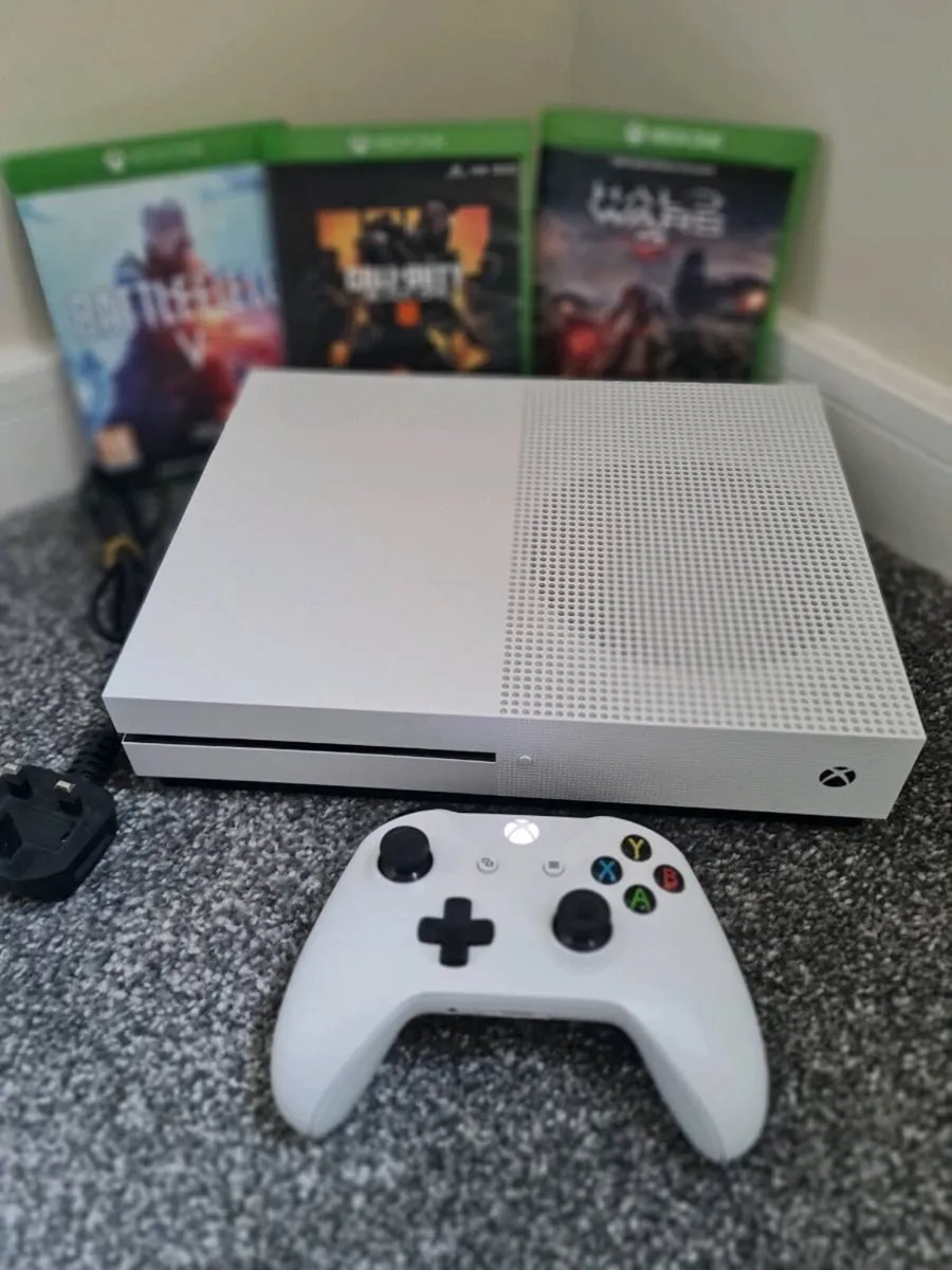 Xbox one S 1TB - Image 2
