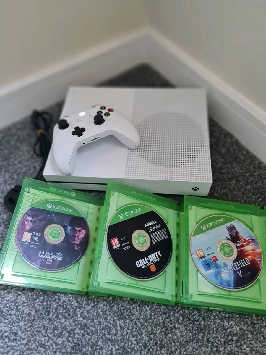 Xbox one S 1TB - Image 3