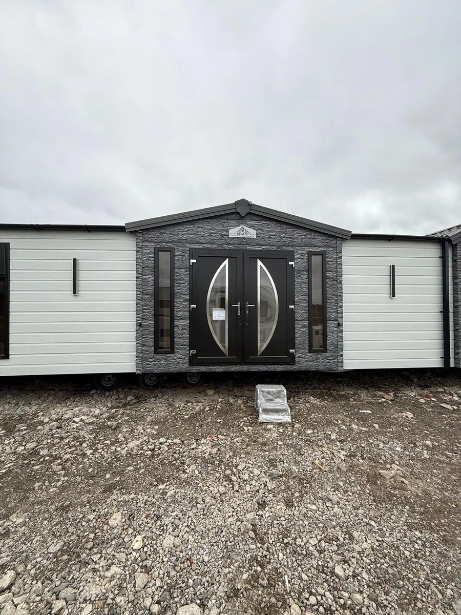 Mobile home - Image 1
