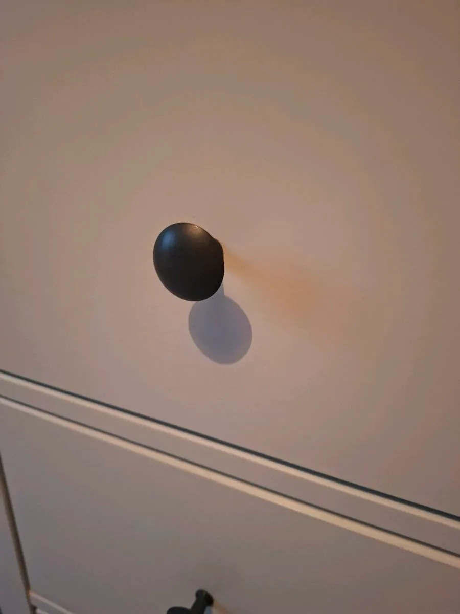 Chest of drawers - Image 2