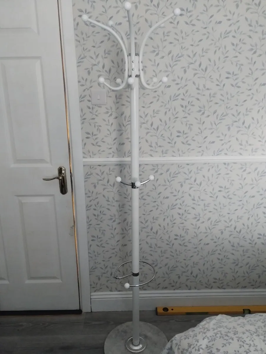 Coat stand - Image 1