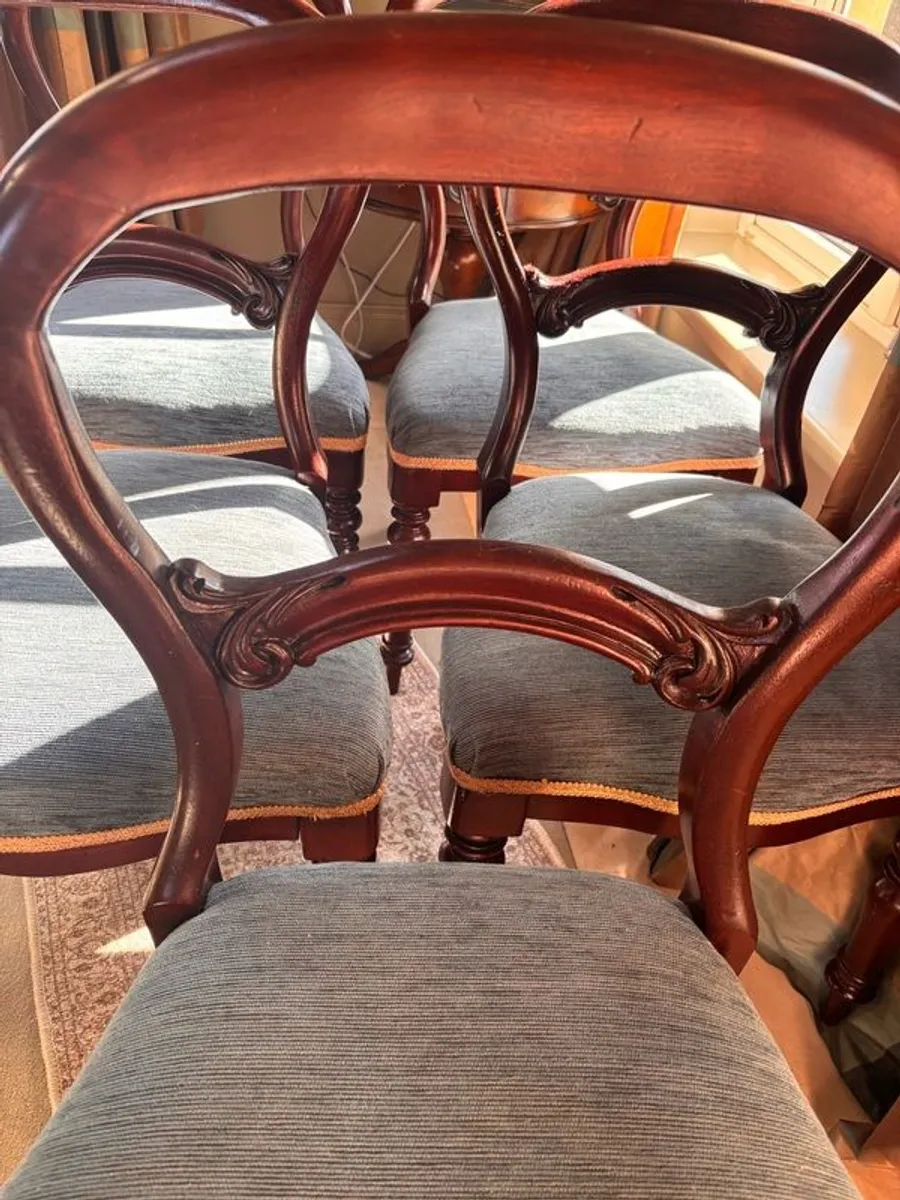 Spoon back chairs - Image 2