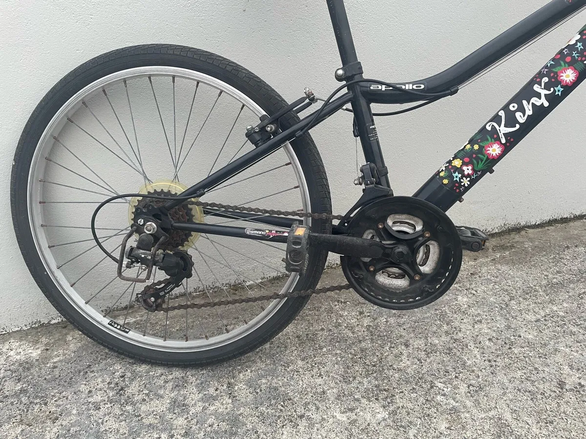 Girls bicycle - Image 2