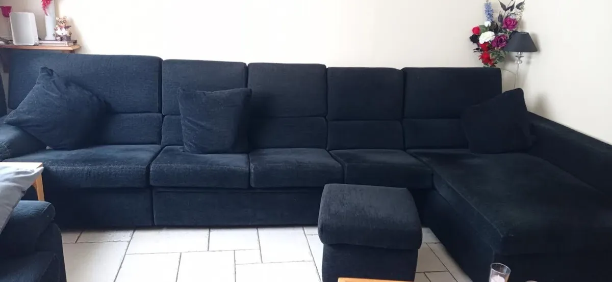 Black Fabric L Sofa and Armchair c/w 3 footstools - Image 2
