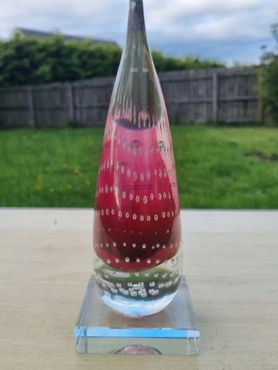 Murano transparent teardrop art glass paperweight - Image 3