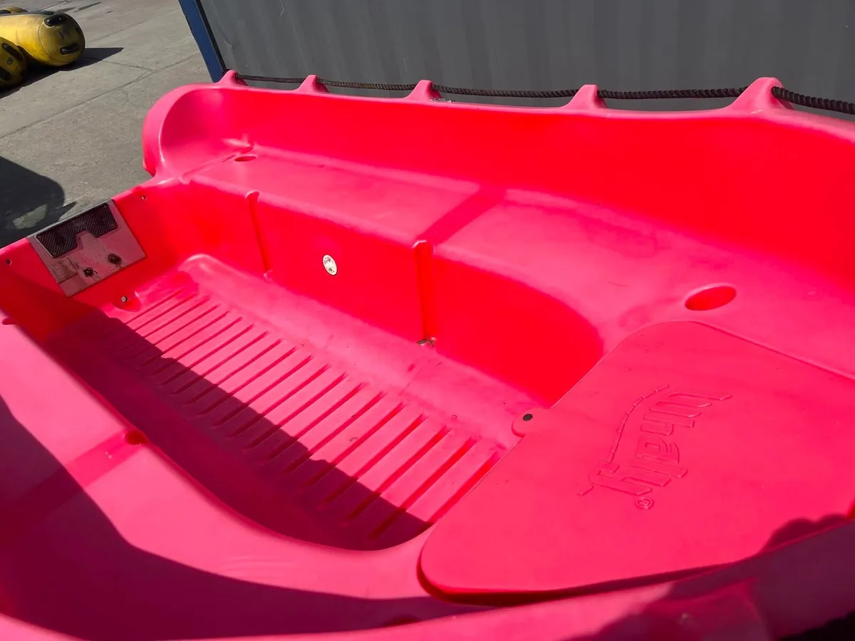 Whaly 310 boat - Image 2