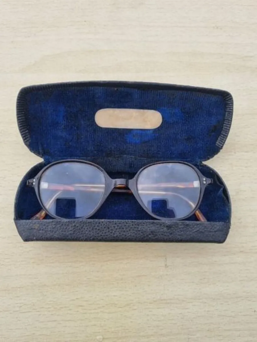 Vintage prescription glasses from the 1950s - Image 1