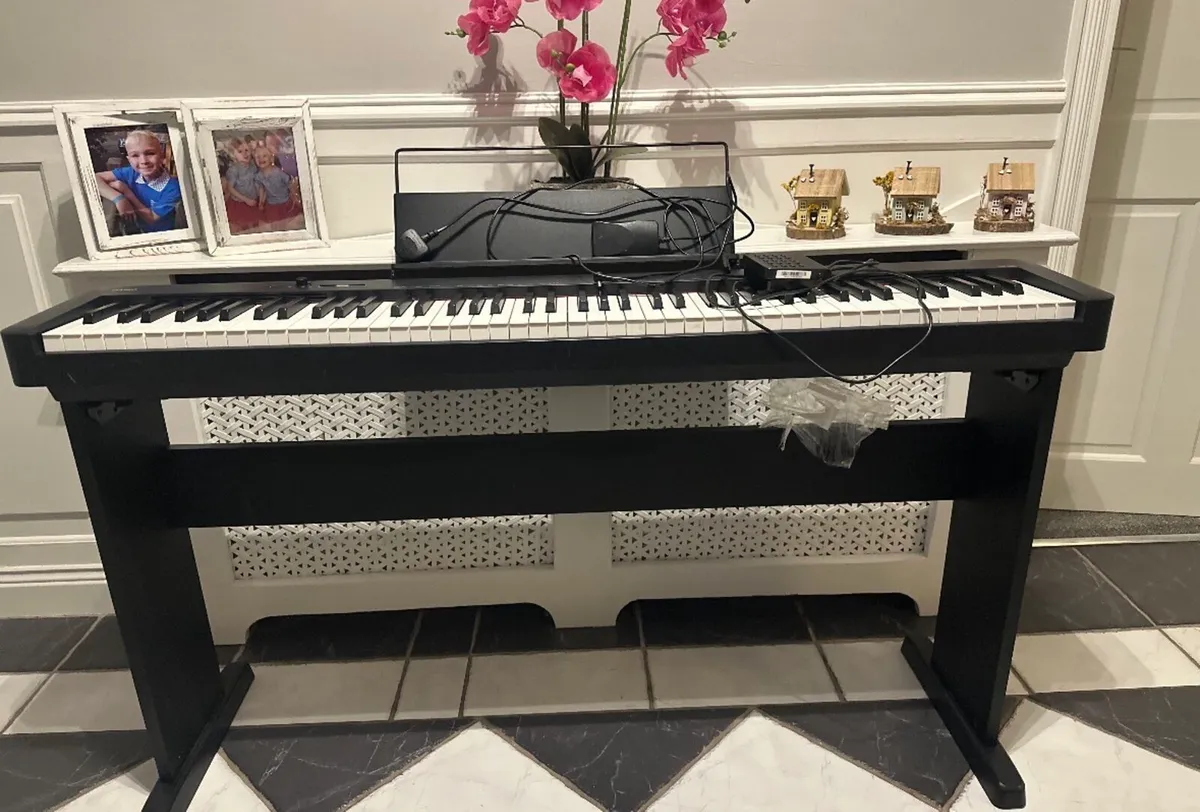 Casio CDP-S100 Piano Keyboard with stool - Image 2