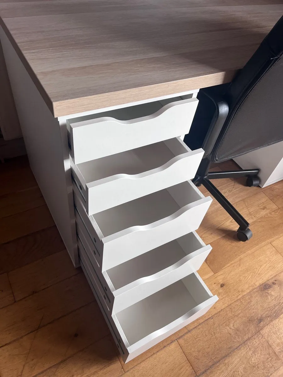 Office Setup - Image 4