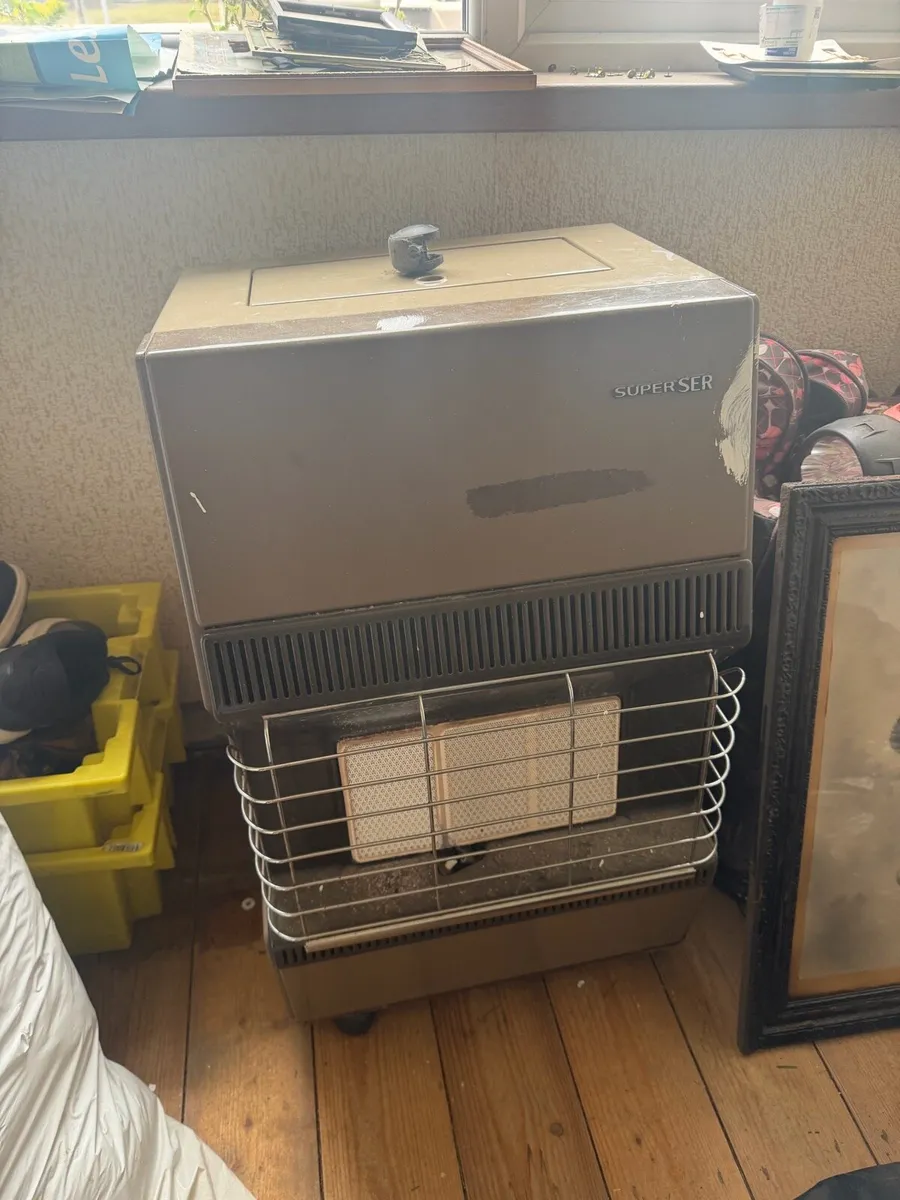 Portable gas heater x2 €80 new one €50 old one - Image 2