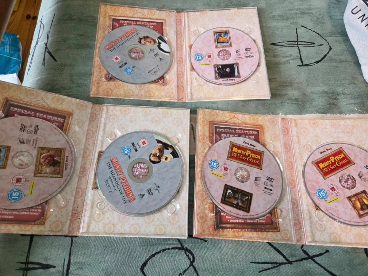 Monty Python DVD Holy Grail Life of Brian - Image 2