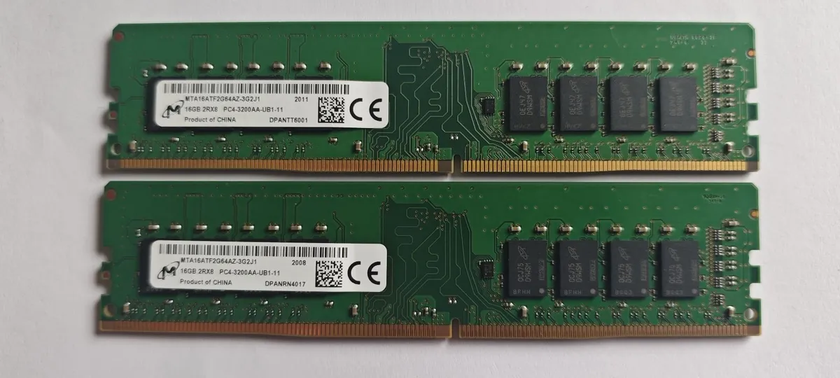 Micron DDR4 32GB(2x16GB) PC4-3200AA RAM Memory