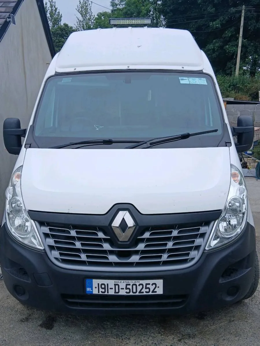 2019 camper van newly built - Image 1