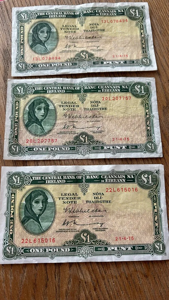 3 one pound lady lavery bank notes. - Image 1