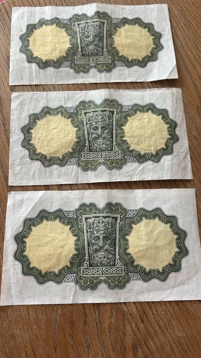 3 one pound lady lavery bank notes. - Image 2