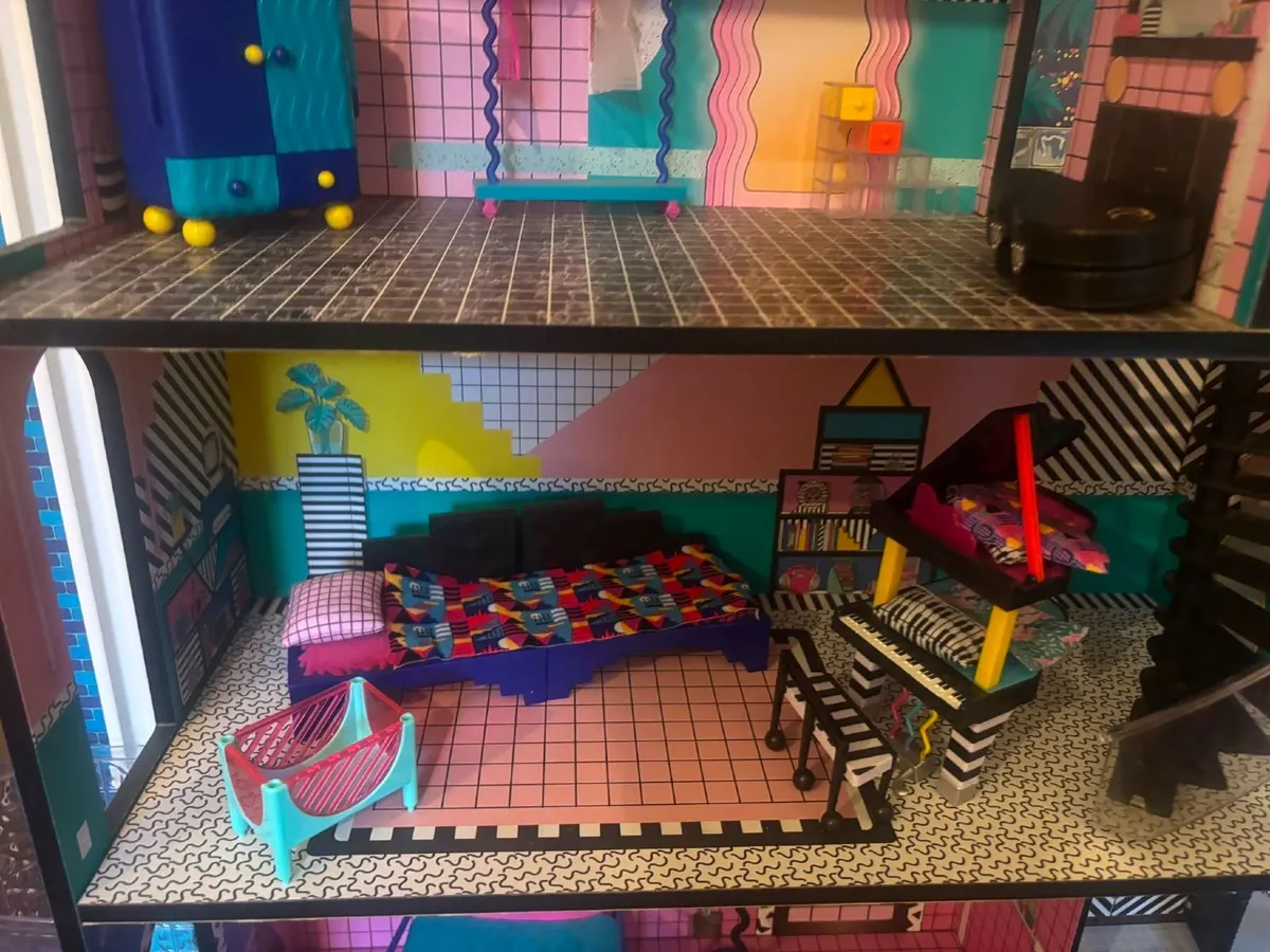 LOL Surprise OMG Doll House playset - Image 3