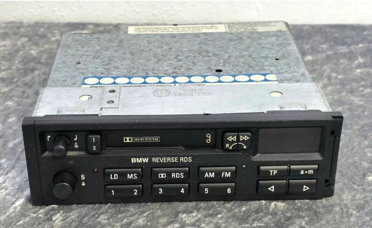 Bmw e30 e32 e34 radio working perfect