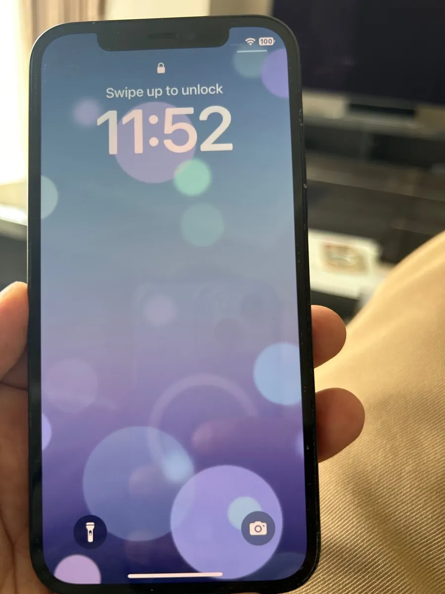 iPhone 12 - Image 1
