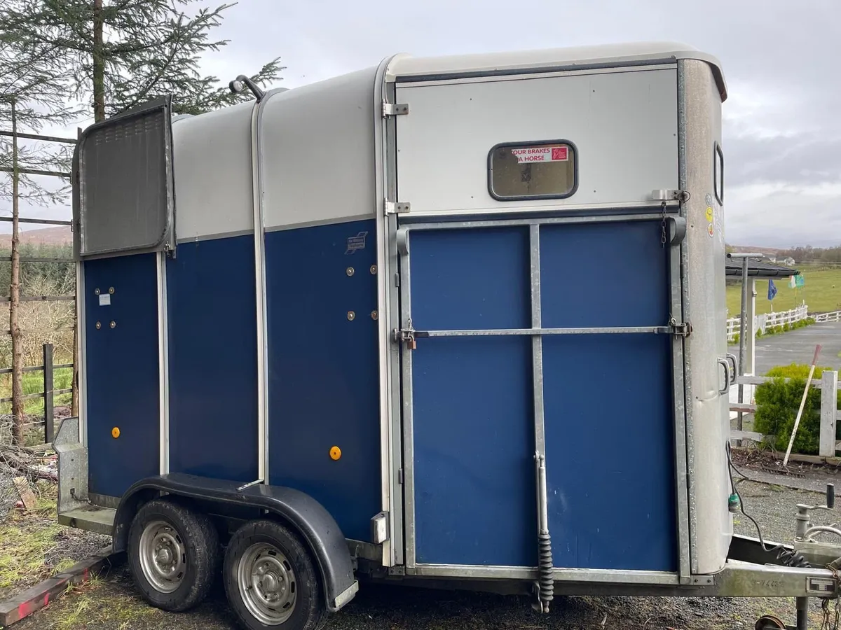 Horse Box - Image 2