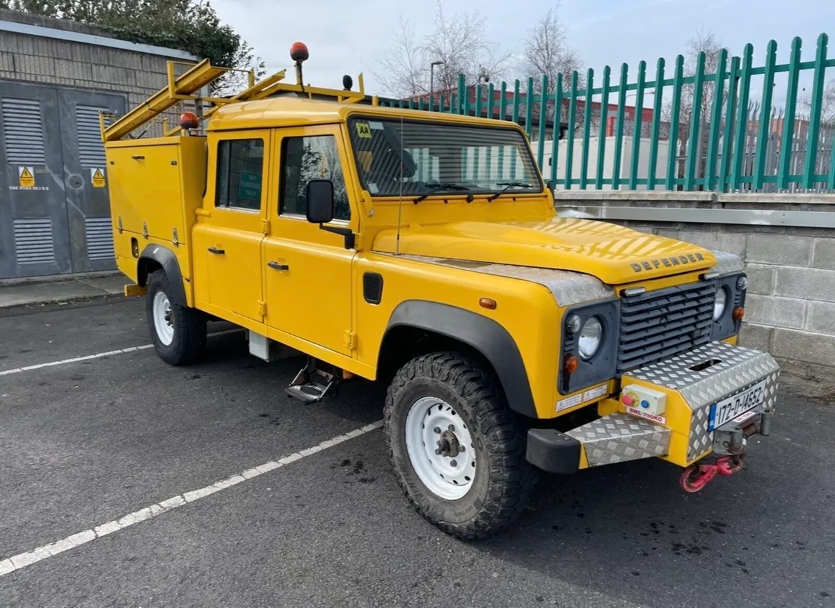 Land Rover Defender 130 2017 - Image 1