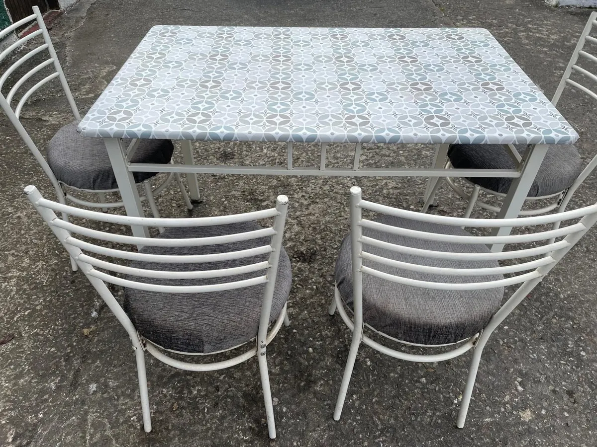 Table & Chairs - Image 1
